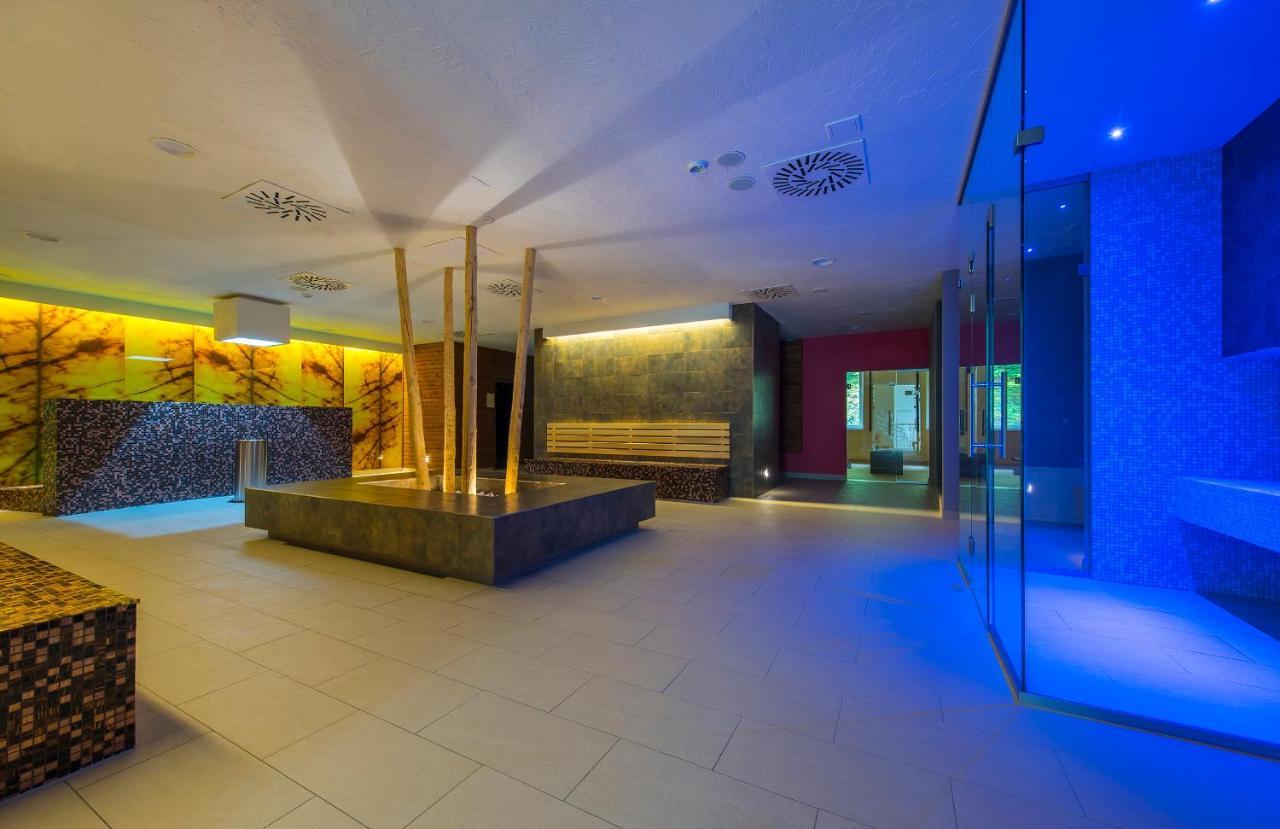 Wellness Penzión Smerdžonka - KÚPELE ČERVENÝ KLÁŠTOR Smerdžonka Exterior foto